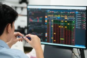 Một công ty chứng khoán sắp họp bất thường, bàn chuyện tái cơ cấu và xử lý khoản nợ hơn 500 tỷ đồng