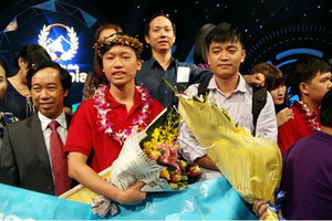 Quán quân Olympia có số điểm cao nhất trong lịch sử chung kết năm: Học trường chuyên hàng đầu cả nước, từ bồi bàn, phụ bếp đến kỹ sư tại Google