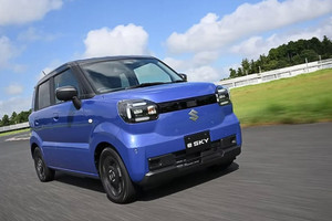 Chính phủ trợ giá 93 triệu, mẫu hatchback 5 cửa của Suzuki sẽ bán từ 16/11: Thiết kế đặc trưng, nhiều hộc chứa đồ, chạy xa tới 310km/1 lần sạc