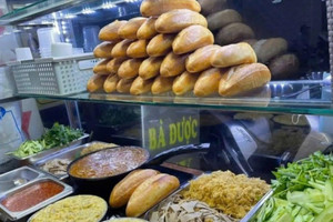 Bánh mì Bà Được xin lỗi sau vụ 167 người nhập viện