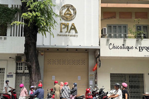 Chứng kiến 90% khách hàng đòi bán lại kim cương, một thương hiệu từng tuyên bố đóng cửa nay bất ngờ đổi trụ sở chính