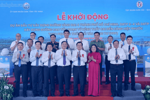 Tập đoàn Sơn Hải được chọn làm 2 tuyến cao tốc 43.000 tỷ đồng, Chủ tịch Nguyễn Viết Hải cùng con trai trực tiếp khởi động dự án