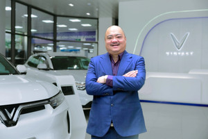 Dồn lực bán xe VinFast, nhà phân phối Mercedes-Benz bất ngờ báo lãi gấp 40 lần