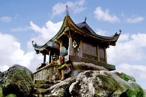 Ngôi chùa cao nhất Việt Nam nằm trong quần thể UNESCO công nhận, được đúc từ 70 tấn đồng, xác lập nhiều kỷ lục