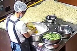 Tuyên án chung thân, phạt gần 2 tỷ đồng đối với chủ trường mầm non pha sơn vào thức ăn khiến hơn 200 trẻ nhiễm độc chì