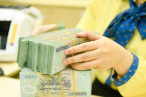 Giảm lãi suất cho vay: Doanh nghiệp tiếp cận thế nào, giải ngân ra sao?