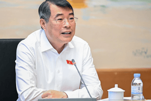 Thủ tướng: Không để tăng giá vô lý với nhà ở cho người thu nhập thấp