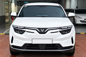 Lăn bánh 650km và còn mới coong, chủ xe VinFast VF 8 2026 quyết định rao bán, công khai giá bán cùng khoản chi thêm khoảng 10.000.000 đồng