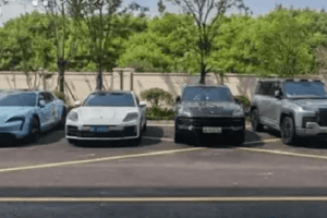 Tịch thu 6 xe Porsche, lượng lớn tiền mặt, túi xách, đồng hồ xa xỉ, phong tỏa nhiều tài khoản đầu tư của nam Kế toán trưởng công ty dệt may ở Trung Quốc