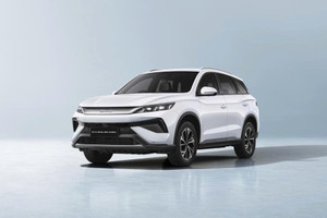 Thách thức Mazda CX-5 với giá từ 739 triệu, BYD Sealion 5 giấu 'quân bài' gì trong tay?