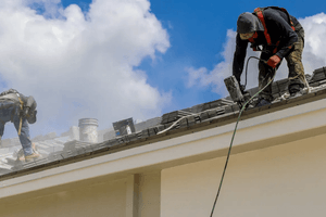 Một trụ cột của kinh tế Mỹ bất ngờ suy yếu, Fed đứng trước quyết định khó về lãi suất