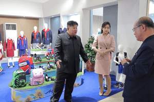 Triều Tiên công bố hình ảnh nhà lãnh đạo Kim Jong Un giữa tin đồn ông đã qua đời