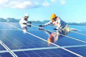 Chờ gỡ 'nút thắt' bán điện mặt trời mái nhà