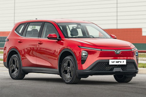 Mua VinFast MPV 7 với 0 đồng, người định mua xe đã tính từng khoản và đã nói thẳng