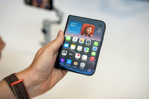 iPhone Duo vừa xuất hiện tại Việt Nam, một ngân hàng đã có bước đi đáng chú ý