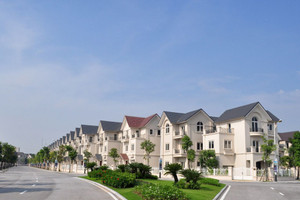 Một biệt thự tại Vinhomes Riverside sắp bị ngân hàng thu giữ để xử lý nợ