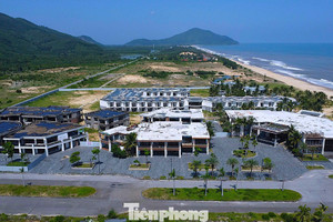 Dở dang khu nghỉ dưỡng hàng trăm triệu USD bên vịnh Lăng Cô