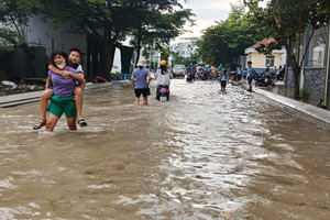 Người dân đề xuất điều chỉnh giờ học, giờ làm theo lịch triều cường