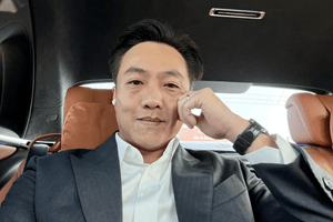 Cường Đô La tuyên bố tặng siêu xe Lamborghini 30 tỷ đồng cho khách hàng