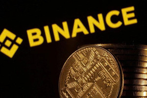 Binance nghi bị hack, 3 tỷ USD bị phong tỏa: Bitcoin thủng mốc 77.000 USD