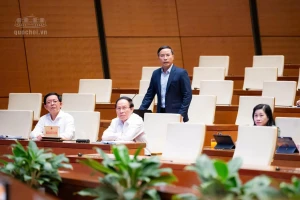 Thống đốc Phạm Đức Ấn báo cáo 3 ‘vấn đề nóng’ trước Quốc hội