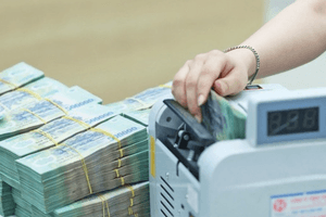 Vì sao tiền gửi ngân hàng nhiều?