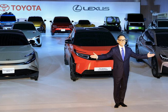 Toyota bất ngờ tung ra 15 mẫu concept xe điện gây chấn động thế giới