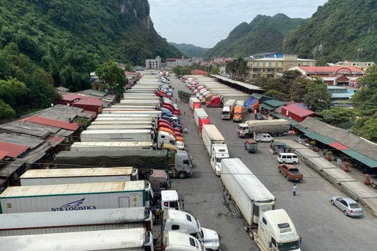 Khuyến cáo doanh nghiệp, thương nhân nắm bắt tình hình thông quan tại Lạng Sơn