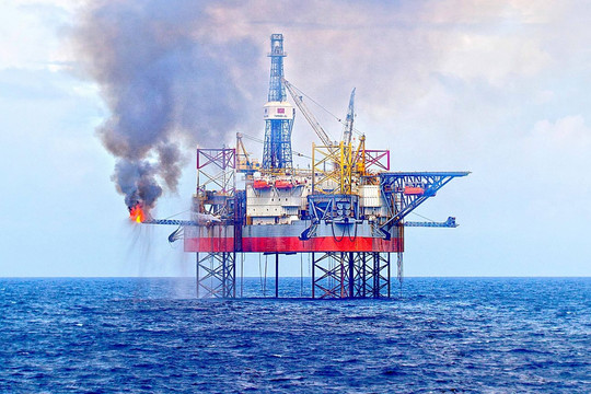 Hối thúc ngành công nghiệp dầu mỏ giảm lượng phát thải khí carbon