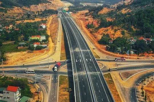 Đề xuất ưu tiên xây dựng đường cao tốc trong gói phục hồi kinh tế