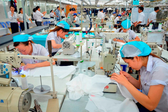 Nguồn cung bị gián đoạn, các doanh nghiệp dệt may Trung Quốc nghỉ Tết sớm