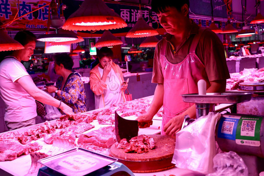 Giá thịt heo tại Trung Quốc sẽ tăng mạnh trở lại