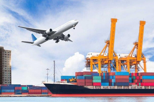 Giá cước container liên tục tăng cao, xuất khẩu gặp khó