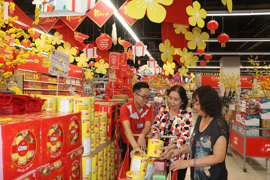Hàng Việt chiếm lĩnh thị trường hàng hóa Tết