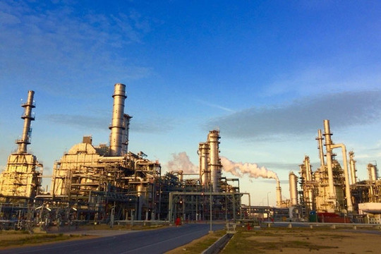 Nhà máy Lọc hóa dầu Nghi Sơn có thể phải ngừng hoạt động vì thiếu tiền
