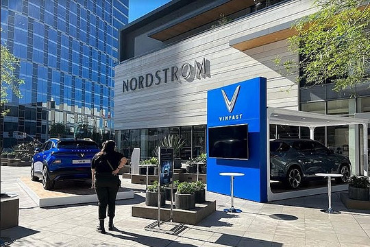 VinFast tổ chức Roadshow kéo dài gần 2 tháng ra mắt xe điện tại California