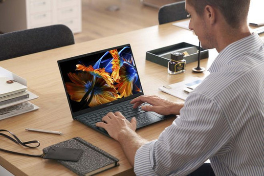 4 mẫu Laptop có màn hình OLED siêu chất, hình ảnh hiển thị bắt mắt