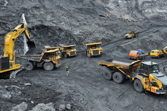 Giá than có thể chạm mốc 500 USD/tấn trong 2022