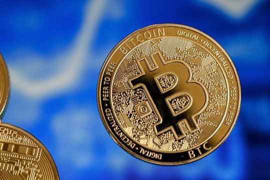 Giá Bitcoin hôm nay (19/3): Vượt mốc 41.000 USD, bảng điện tử nhuộm xanh