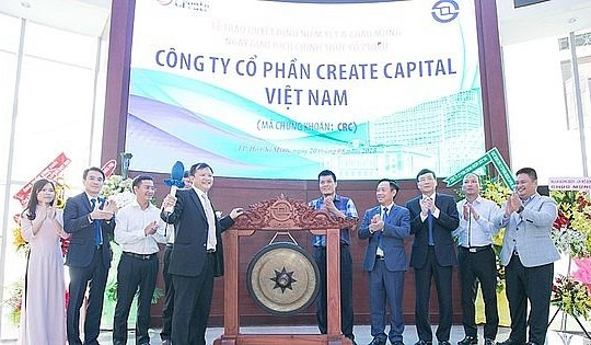 Create Capital Việt Nam (CRC) đặt mục tiêu doanh thu 2022 gấp 3 lần cùng kỳ, lên kế hoạch tăng vốn và thay đổi ngành nghề