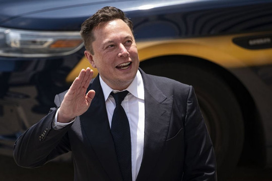 Elon Musk "quay xe", tuyên bố không cắt giảm 10% nhân sự Tesla