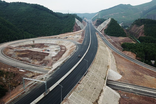 Điều chỉnh tổng mức đầu tư cao tốc Tuyên Quang – Phú Thọ lên hơn 3.700 tỷ đồng