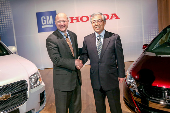 GM và Honda bắt tay sản xuất ô tô điện giá rẻ, kỳ vọng đánh bại Tesla 