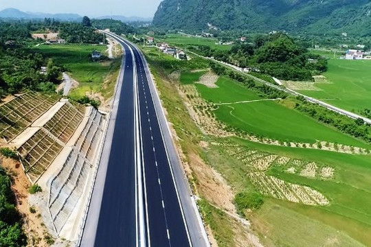 Dừng đầu tư tuyến cao tốc Hoà Bình - Mộc Châu theo hình thức PPP