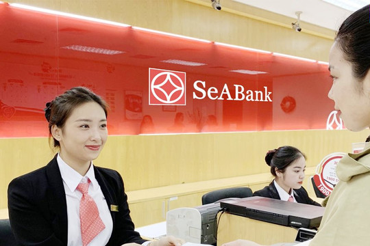 Nhiều lãnh đạo SeABank tiếp tục "gom" hơn 4,14 triệu cổ phiếu giá rẻ