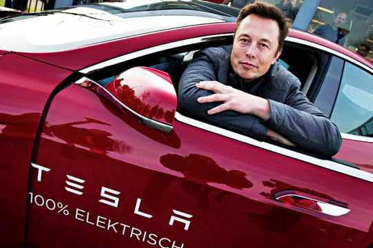Vừa sở hữu Twitter, Elon Musk "thẳng tay" bán gần 4 tỷ USD cổ phiếu Tesla