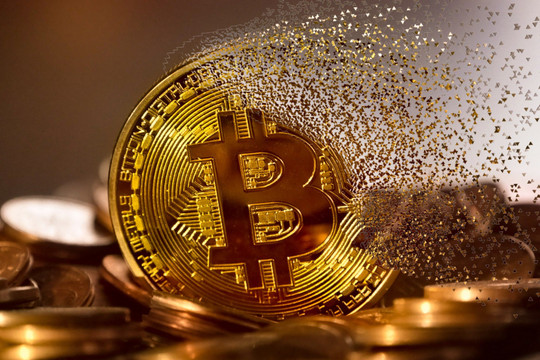Giá Bitcoin hôm nay 1/7: Bitcoin lao khỏi mốc 19.000 USD