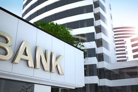 18 ngân hàng báo lãi nghìn tỷ nửa đầu năm, Vietcombank dẫn đầu