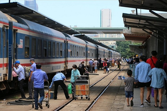 Ngành đường sắt mở bán vé tàu Tết Quý Mão 2023