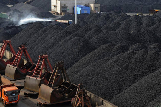 Trung Quốc tăng tiêu thụ than đá do tình trạng thiếu điện